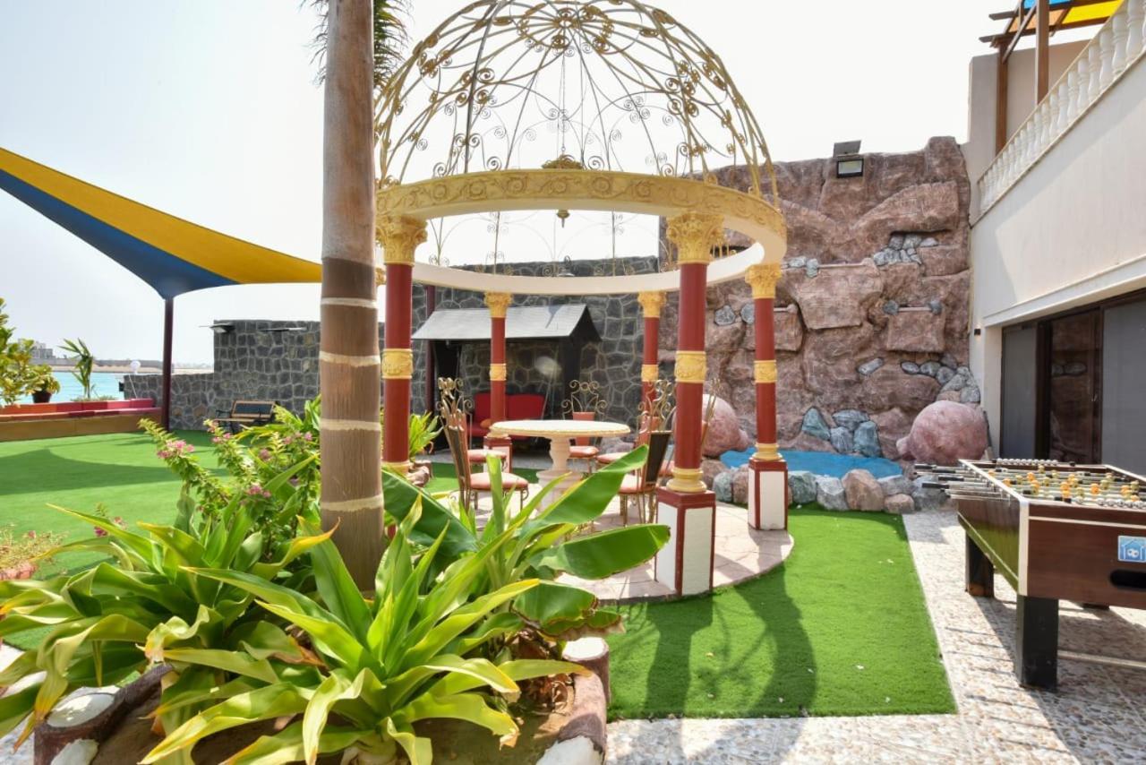 La Famille Guest House-families Onlyللعوائل فقط * Durat  Alarous