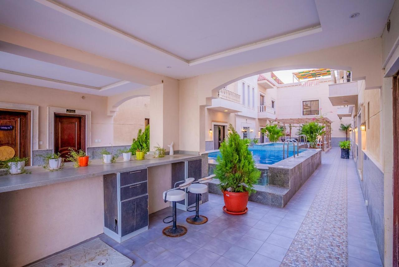 Apartment La Famille Guest House-families Onlyللعوائل فقط Durat  Alarous