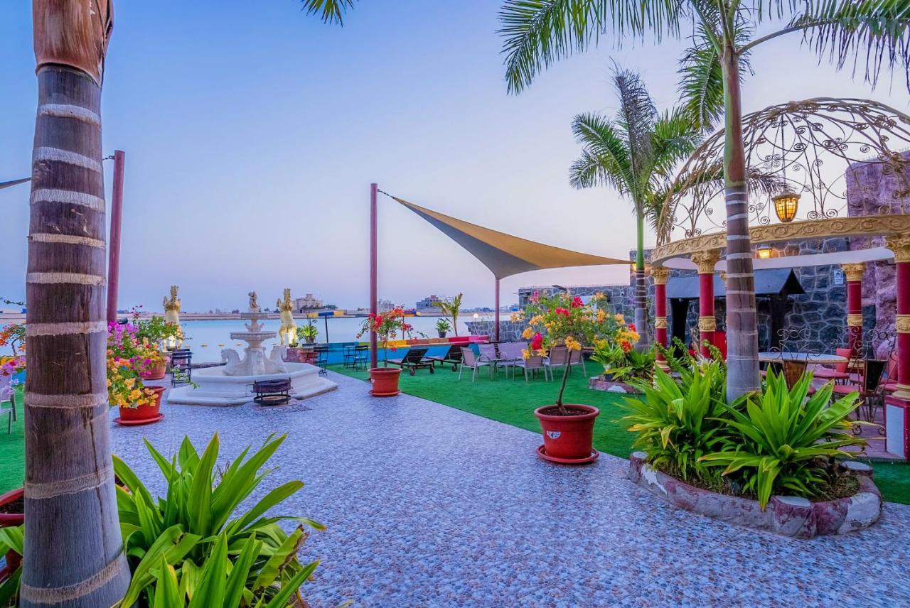 La Famille Guest House-families Onlyللعوائل فقط Apartment Durat  Alarous